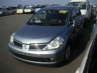 2005 Nissan Tiida Wallpapers