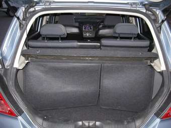 2005 Nissan Tiida Photos