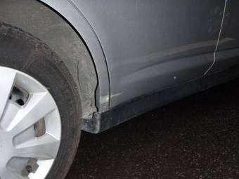 2005 Nissan Tiida Pictures