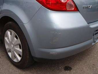 2005 Nissan Tiida Pictures