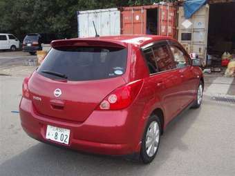 2005 Nissan Tiida Photos