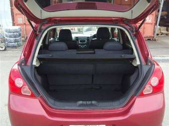 2005 Nissan Tiida Pictures