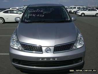2005 Nissan Tiida Wallpapers