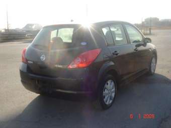 2005 Nissan Tiida Pics