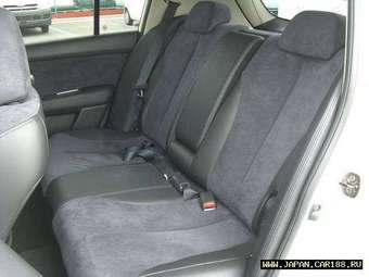 2005 Nissan Tiida Pictures