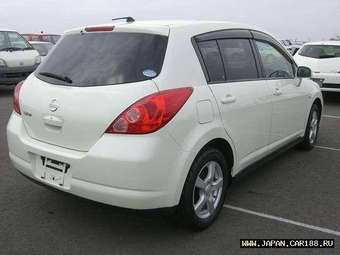 2005 Nissan Tiida Wallpapers