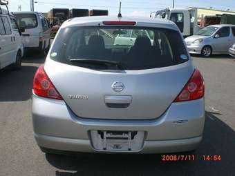 2005 Nissan Tiida Pictures