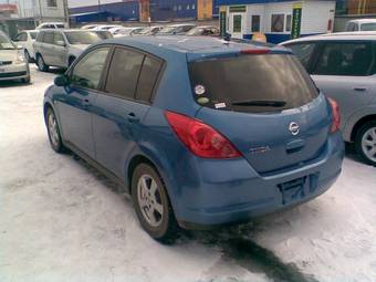 2005 Nissan Tiida Pictures