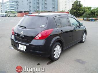 2005 Nissan Tiida Pictures