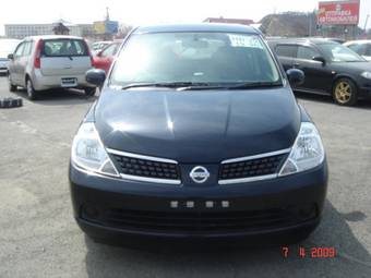 2005 Nissan Tiida Wallpapers