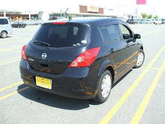 2005 Nissan Tiida Pics