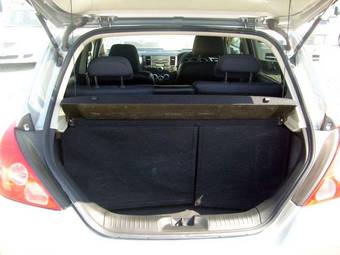2005 Nissan Tiida Pictures