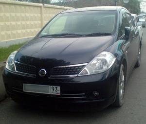 2005 Nissan Tiida Pictures