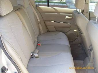 2005 Nissan Tiida Pictures