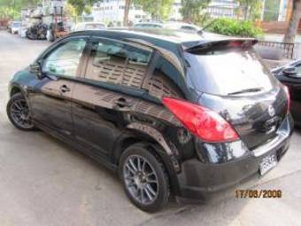 2005 Nissan Tiida Pictures