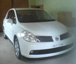 2005 Nissan Tiida