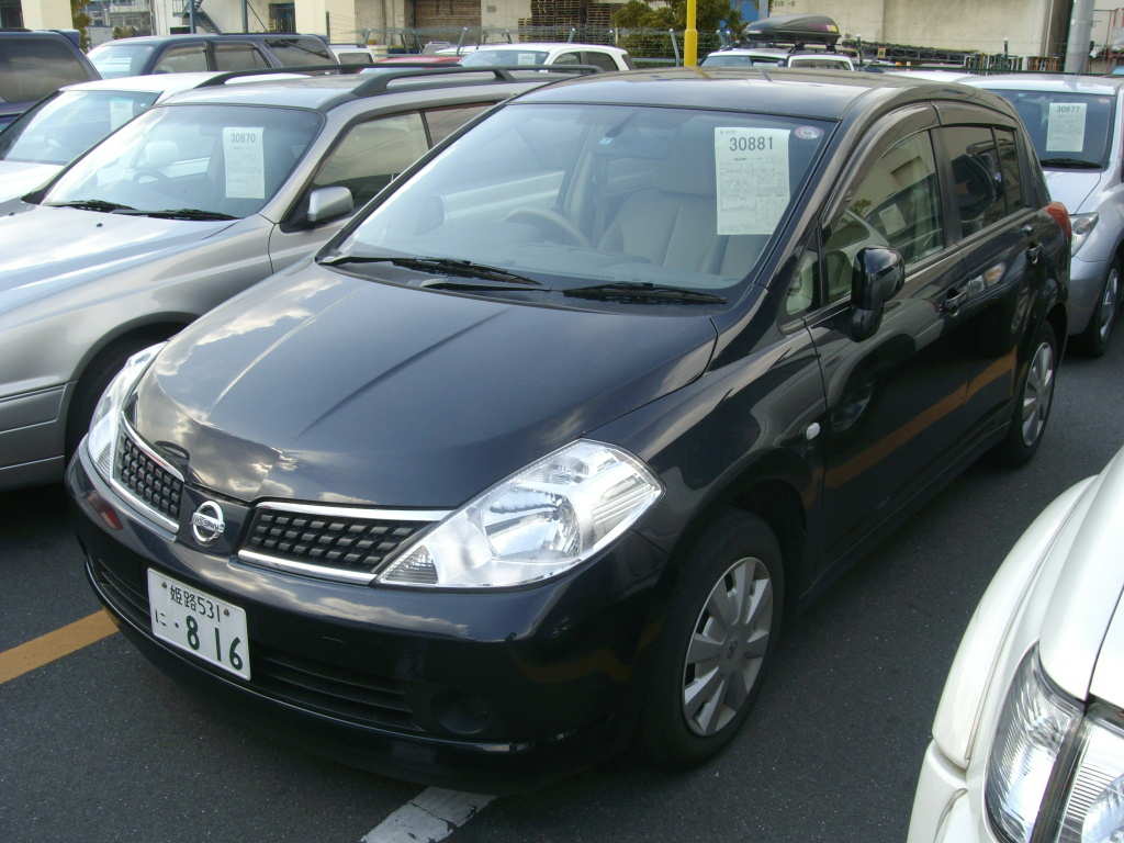 Nissan tiida 2005
