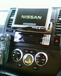 2005 Nissan Tiida Pictures