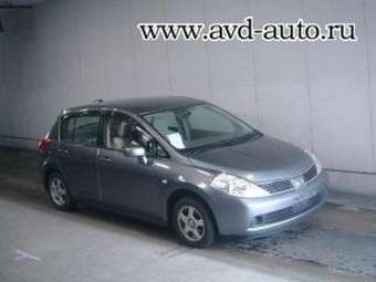 2006 Nissan Tiida Pictures