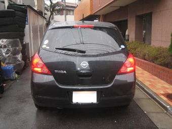 2006 Nissan Tiida Photos