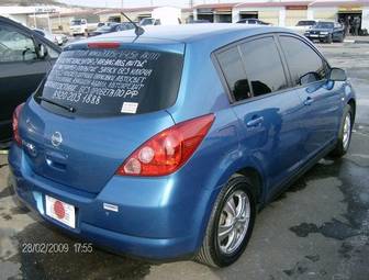 2006 Nissan Tiida Wallpapers