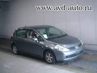 2006 Nissan Tiida Photos