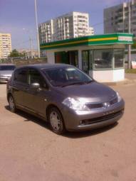 2006 Nissan Tiida Pics