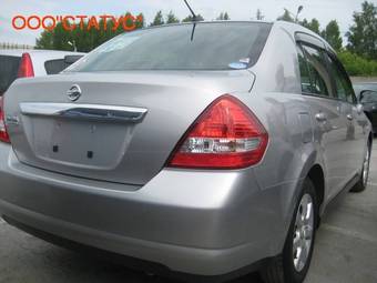 2006 Nissan Tiida Pictures