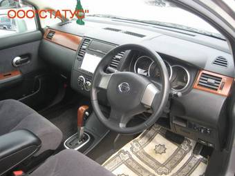 2006 Nissan Tiida Photos