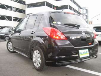 2007 Nissan Tiida Pictures