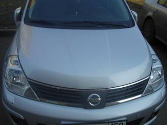 2007 Nissan Tiida Photos