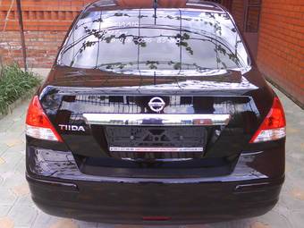 2007 Nissan Tiida Photos