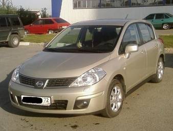 2007 Nissan Tiida Photos