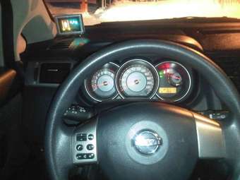 2008 Nissan Tiida Pics