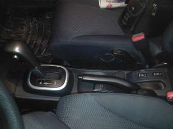 2008 Nissan Tiida Pictures