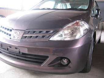 2008 Nissan Tiida Photos