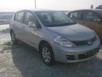 2008 Nissan Tiida Pictures