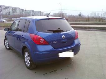 2008 Nissan Tiida Photos