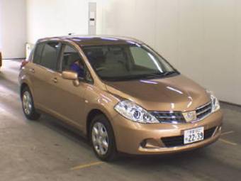 2008 Nissan Tiida Photos