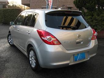 2008 Nissan Tiida Photos