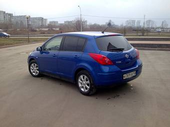 2008 Nissan Tiida Pictures