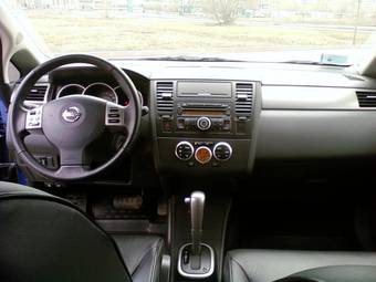 2008 Nissan Tiida Pictures
