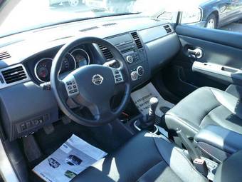 2008 Nissan Tiida Pictures