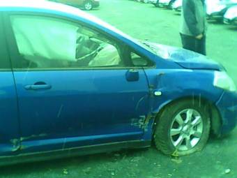 2008 Nissan Tiida Pictures