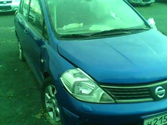 2008 Nissan Tiida Pics
