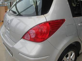 2008 Nissan Tiida Photos