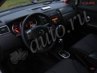 2008 Nissan Tiida Pictures