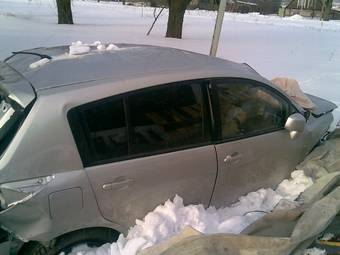 2008 Nissan Tiida Photos