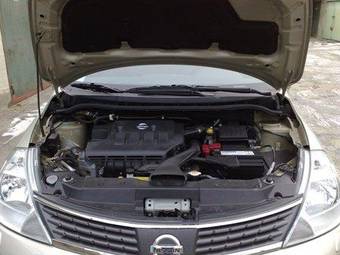 2008 Nissan Tiida Photos