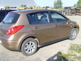 2008 Nissan Tiida Pictures